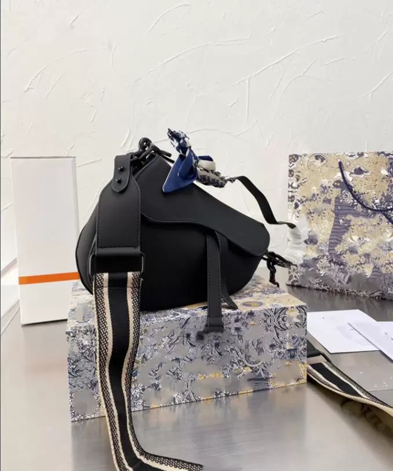 Bests Ladies Handbags Luxuries Designers Women Shoulder Bags Popular Luxury Crossbody Bags Black Totes Saddles Bag Lady Femme Blue Purse
Bests Ladies Handbags Luxuries Designers Women Shoulder Bags Popular Luxury Crossbody Bags Black Totes Saddles Bag Lady Femme Blue Purse