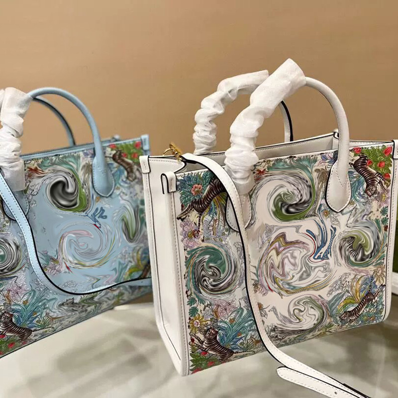 2022 New graffiti Womens Fashion Tote Bag With Crossbody Strap PU Leather Art Printing Handbags for Women Mommy Bags Travel Shoulder Designer Handbag Coin Purse, Blue
2022 New graffiti Womens Fashion Tote Bag With Crossbody Strap PU Leather Art Printing Handbags for Women Mommy Bags Travel Shoulder Designer Handbag Coin Purse, Blue