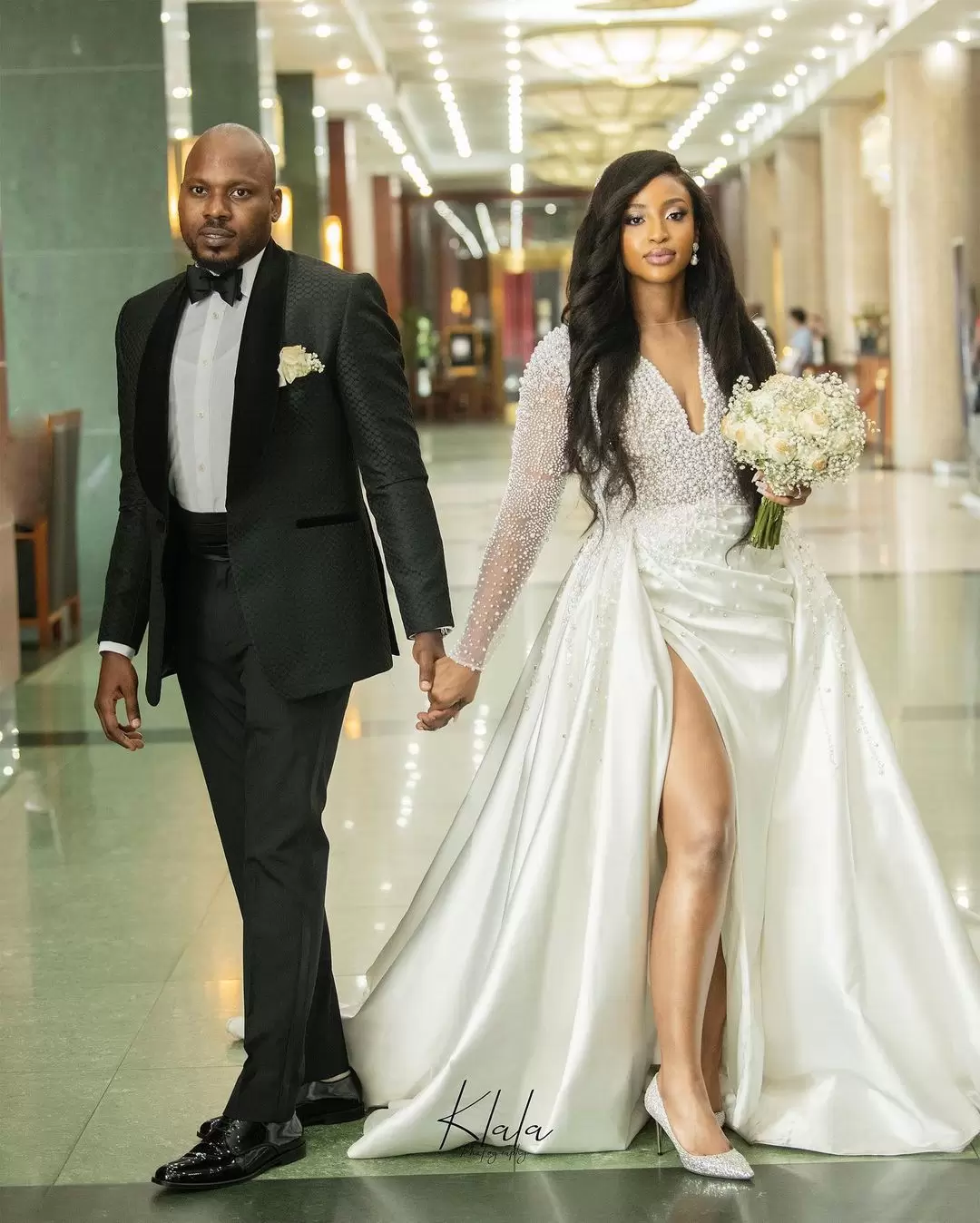 Long Sleeves Gorgeous Wedding Dresses Bridl Gown Jewel Plunging V Neck Tulle Stin Beded Perls High Split Ruffles Custom Mde Plus Size Vestidos De esti