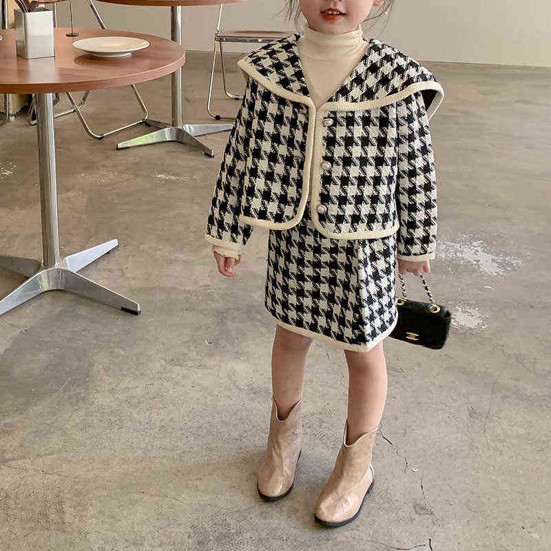 Fall Girls Clothing Sets Autumn Winter Korean Retro Temperament Plaid Outwear Skirt Sailor Collar Quilted Coats Jacket 2pcs 2-7Y L220715, Black
Fall Girls Clothing Sets Autumn Winter Korean Retro Temperament Plaid Outwear Skirt Sailor Collar Quilted Coats Jacket 2pcs 2-7Y L220715, Black