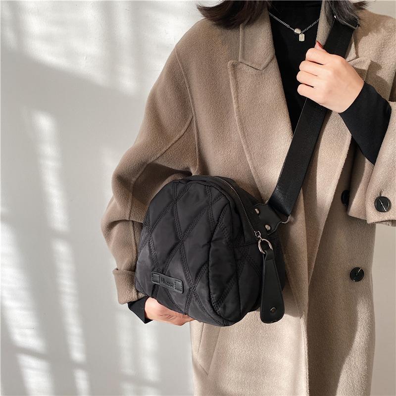 Evening Bags Women Nylon Quilted Roomy Black Handbag Lady Cute Autumn And Winter Trends Smart Phone Essential Portable Everyday Crossbody Ba
Evening Bags Women Nylon Quilted Roomy Black Handbag Lady Cute Autumn And Winter Trends Smart Phone Essential Portable Everyday Crossbody Ba