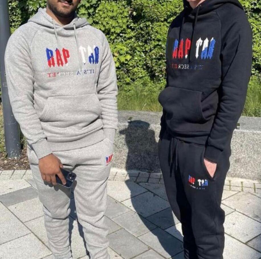 Designer Mens Tracksuit Fashion Letters Embroidery Sportswear Men winter clothing Warm Two Pieces Set Loose Hoodie Sweatshirt Pants jogging, Shipping fee
Designer Mens Tracksuit Fashion Letters Embroidery Sportswear Men winter clothing Warm Two Pieces Set Loose Hoodie Sweatshirt Pants jogging, Shipping fee