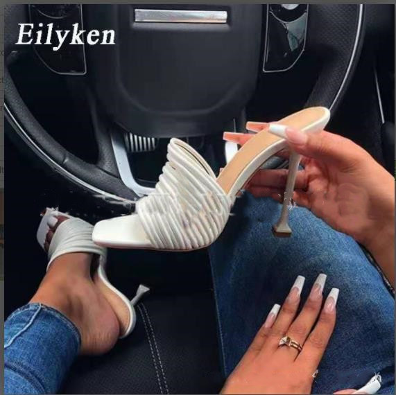happy_buy_bag 2022High heel sandals women's summer large sexy fashion thin belt square head high-heeled sandals, Black
happy_buy_bag 2022High heel sandals women's summer large sexy fashion thin belt square head high-heeled sandals, Black