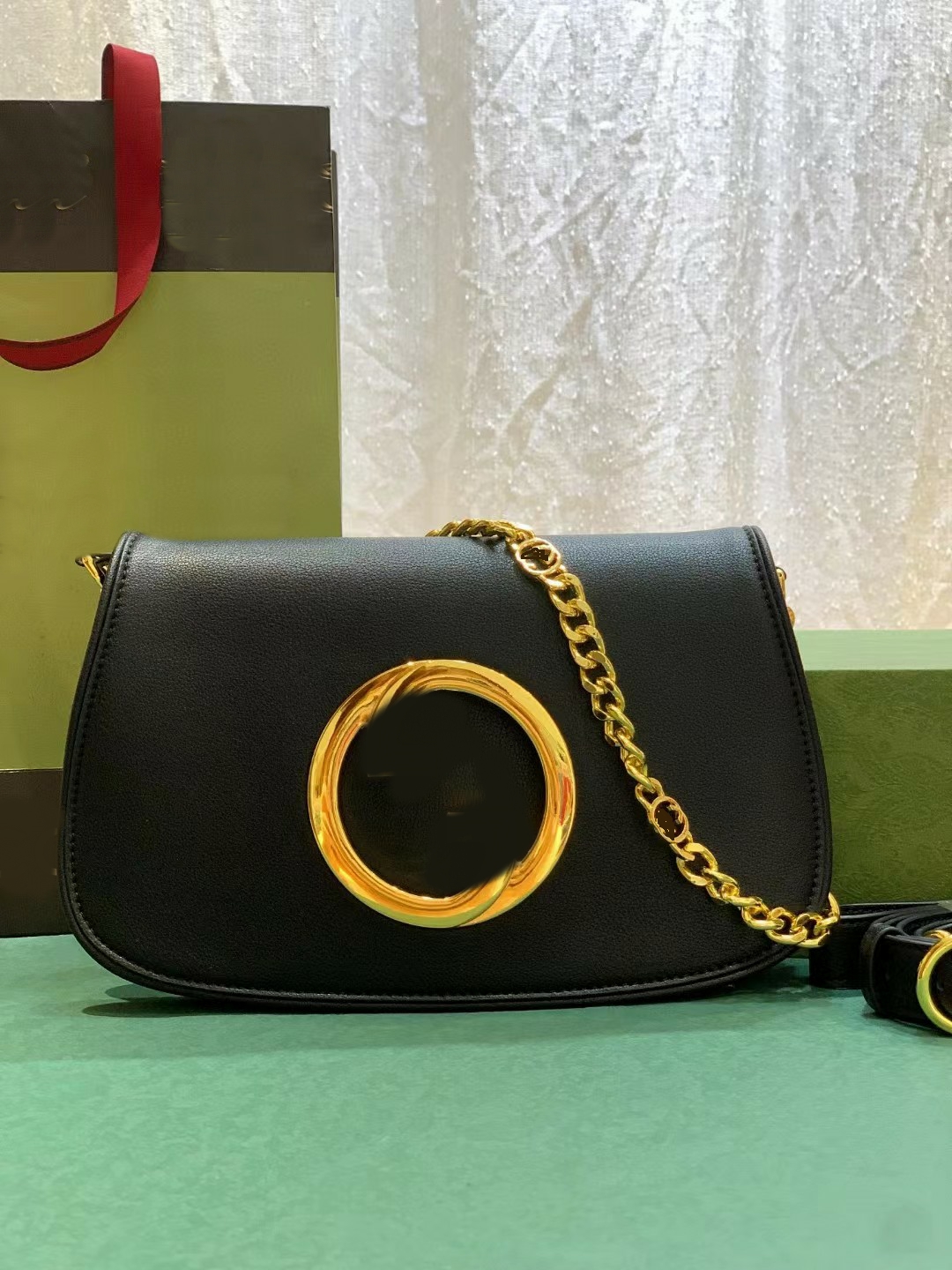 High Quality Designer Blondie Shoulder Bags Black Real Leather Cross Body Gold Tone Hardware Hasp Round Interlocking Double Letter Handbags Magnetic Buckle Purse, White
High Quality Designer Blondie Shoulder Bags Black Real Leather Cross Body Gold Tone Hardware Hasp Round Interlocking Double Letter Handbags Magnetic Buckle Purse, White