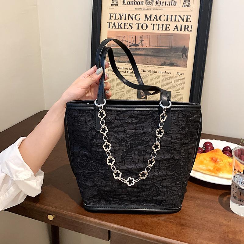 Evening Bags Brand Design High Quality Women Luxury Tote Large Capacity Female Casual Chain Shoulder Bag Lady PU Leather Handbag Shopping, Black
Evening Bags Brand Design High Quality Women Luxury Tote Large Capacity Female Casual Chain Shoulder Bag Lady PU Leather Handbag Shopping, Black