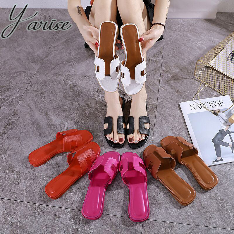 Classic Design Women Summer Slippers Outside H Casual Beach Slides Ladies Microfiber Leather Flat Sandals Flip-Flops Shoes With Box Size 34-42 H01, Extra shipping cost
Classic Design Women Summer Slippers Outside H Casual Beach Slides Ladies Microfiber Leather Flat Sandals Flip-Flops Shoes With Box Size 34-42 H01, Extra shipping cost