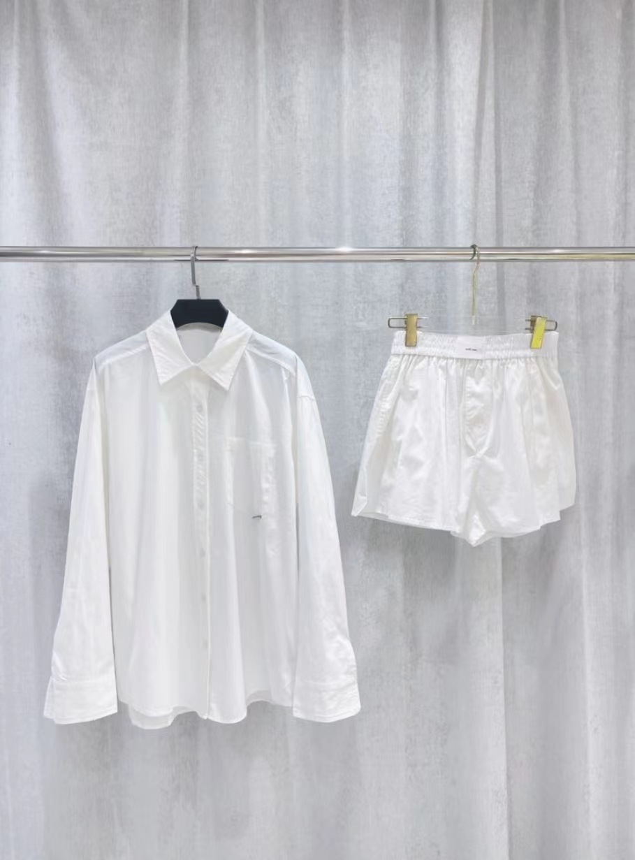 Women's tracksuits Two Piece Dress Designer Cotton Yoga Suit Fitness Sports 2PCS Long Sleeve Shirt Short yogaworld Elastic Top Shorts Dresses Shirts UIPG, White
Women's tracksuits Two Piece Dress Designer Cotton Yoga Suit Fitness Sports 2PCS Long Sleeve Shirt Short yogaworld Elastic Top Shorts Dresses Shirts UIPG, White