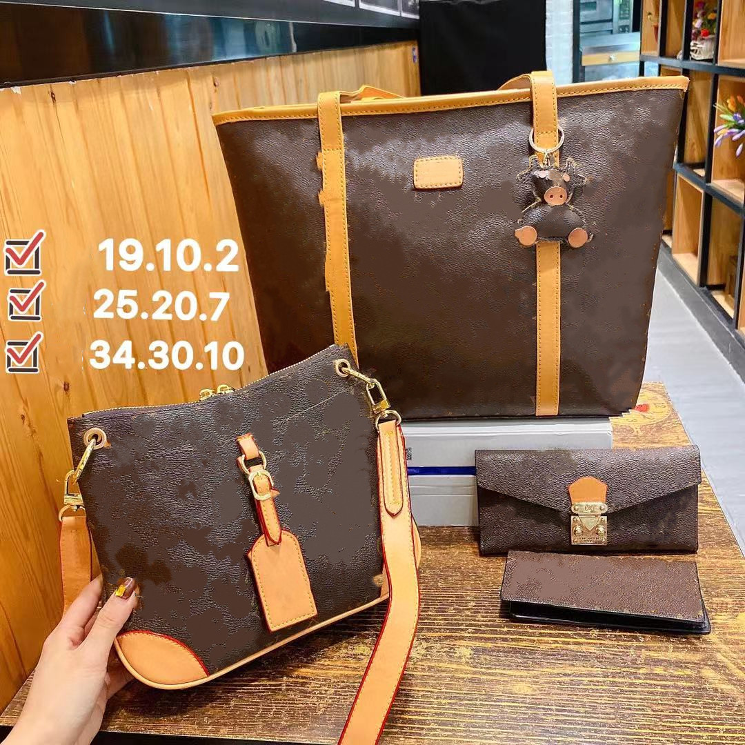 Women Designer Crossbody Bag Twin Sets Mini 3 Piece Set 3 Pcs Handbags Multi Pochette Chain Round Coin Purses Shoulder Purse Bags, #6
Women Designer Crossbody Bag Twin Sets Mini 3 Piece Set 3 Pcs Handbags Multi Pochette Chain Round Coin Purses Shoulder Purse Bags, #6