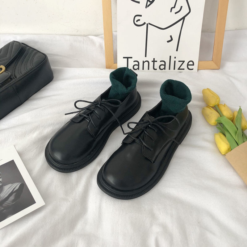 Sepatu Datar Harajuku Liar Kasual Sepatu Korea Platform Ujung Bundar Berenda Wanita Fashion Musim Semi Kulit PU Flat Hitam Coklat 220614, Black
Sepatu Datar Harajuku Liar Kasual Sepatu Korea Platform Ujung Bundar Berenda Wanita Fashion Musim Semi Kulit PU Flat Hitam Coklat 220614, Black