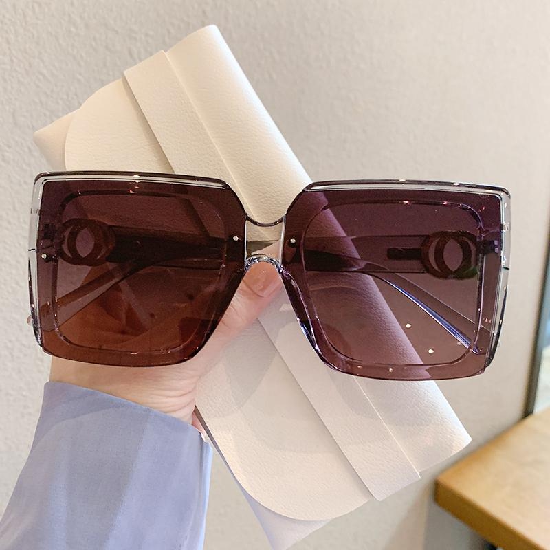 Sunglasses Oversized Square Frame Multicolor Polarized Trendy Fashion Ladies Eyewear Top Brand Designer Women Shades
Sunglasses Oversized Square Frame Multicolor Polarized Trendy Fashion Ladies Eyewear Top Brand Designer Women Shades