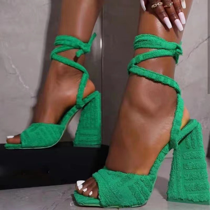 2022 women Ladies Genuine real leather sandals chunky high heels towelling Dress Shoes one line Ankle Strap Pumps sweet summer Square head Casual party size 34-44, Green
2022 women Ladies Genuine real leather sandals chunky high heels towelling Dress Shoes one line Ankle Strap Pumps sweet summer Square head Casual party size 34-44, Green
