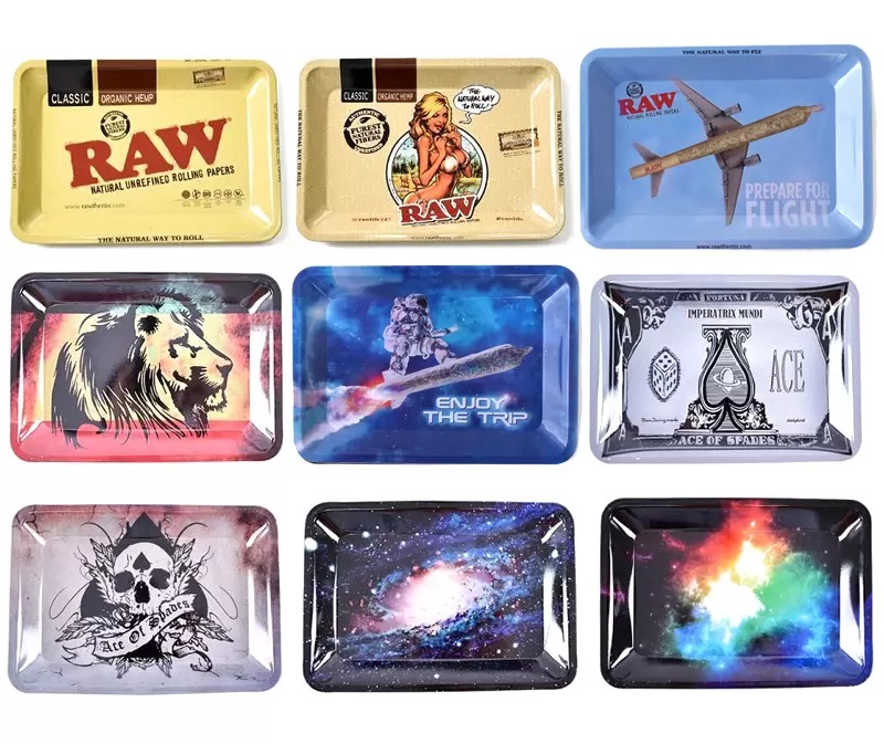 Many Styles Cartoon Smoking Tobacco Rolling Tray Metal Cigarette Tobacco Disc Tinplate 180&125&mm Herb Handroller Smoke Accessories Grinder
Many Styles Cartoon Smoking Tobacco Rolling Tray Metal Cigarette Tobacco Disc Tinplate 180&125&mm Herb Handroller Smoke Accessories Grinder