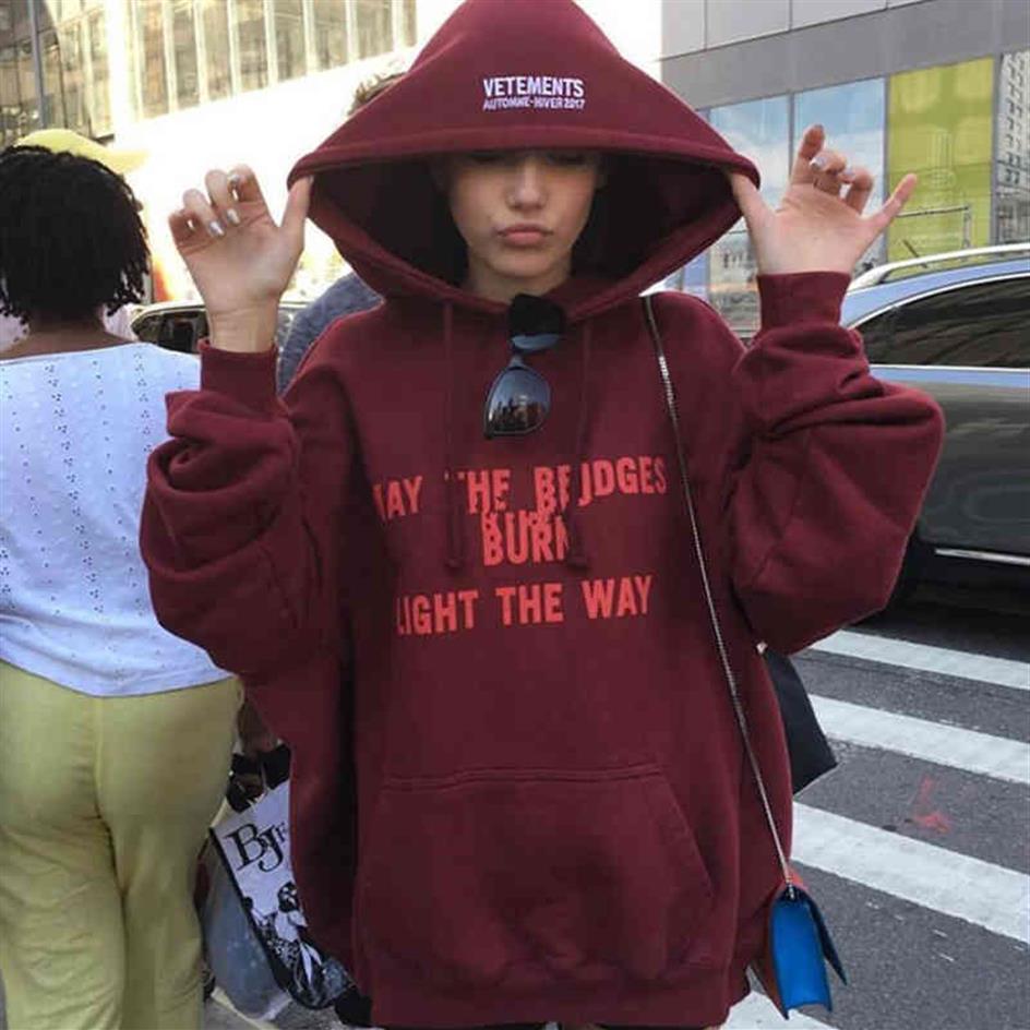 Brand Letter Men Women Hoody Pullover Fashion Hip Hop VETEMENTS PRINTEMPS-ETE Oversized Hoodie Sweatshirts Size S-2XL240o, Wine red
Brand Letter Men Women Hoody Pullover Fashion Hip Hop VETEMENTS PRINTEMPS-ETE Oversized Hoodie Sweatshirts Size S-2XL240o, Wine red