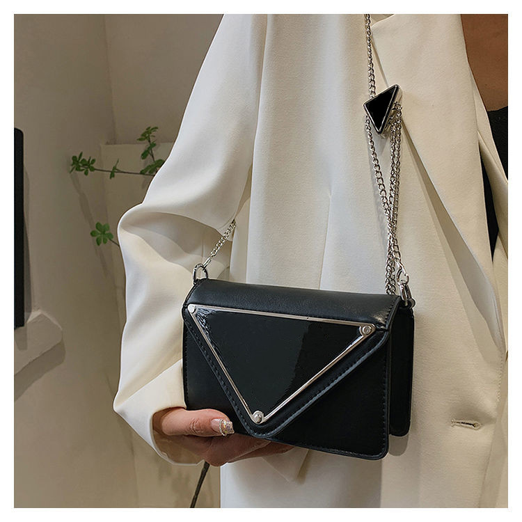 2022 New womens designer bag Chain small square mirror women's bag fashion one shoulder cross-body bags with box
2022 New womens designer bag Chain small square mirror women's bag fashion one shoulder cross-body bags with box