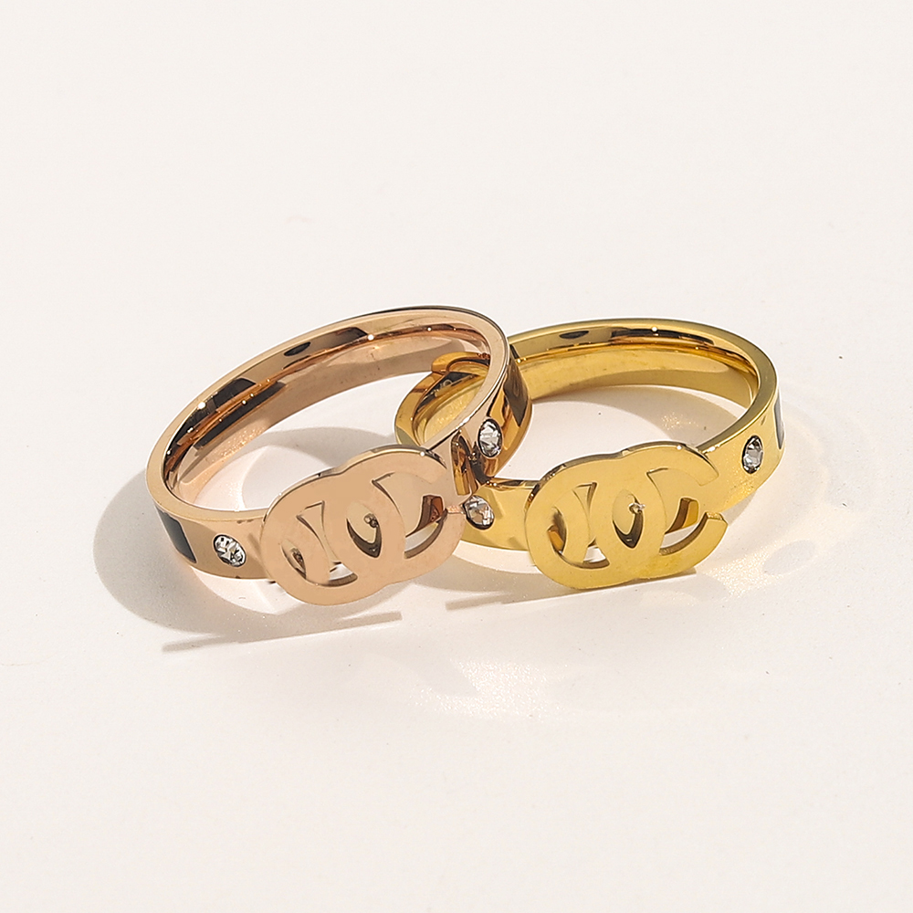 New Style Luxury Jewelry Designer Rings Women Love Charms Wedding Supplies Crystal 18K Gold Plated Rose Gold Plated Stainless Steel Ring Fine Finger Ring ZG1602
New Style Luxury Jewelry Designer Rings Women Love Charms Wedding Supplies Crystal 18K Gold Plated Rose Gold Plated Stainless Steel Ring Fine Finger Ring ZG1602