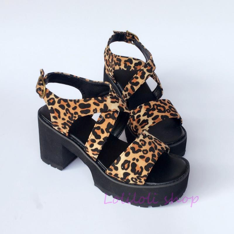 Sandals Princess Sweet Lolita Shoes Loliloli Yoyo Japanese Design Custom Large-size Leopard Print High-heeled Buckle Strap Sandal An7534Sand, Multi
Sandals Princess Sweet Lolita Shoes Loliloli Yoyo Japanese Design Custom Large-size Leopard Print High-heeled Buckle Strap Sandal An7534Sand, Multi