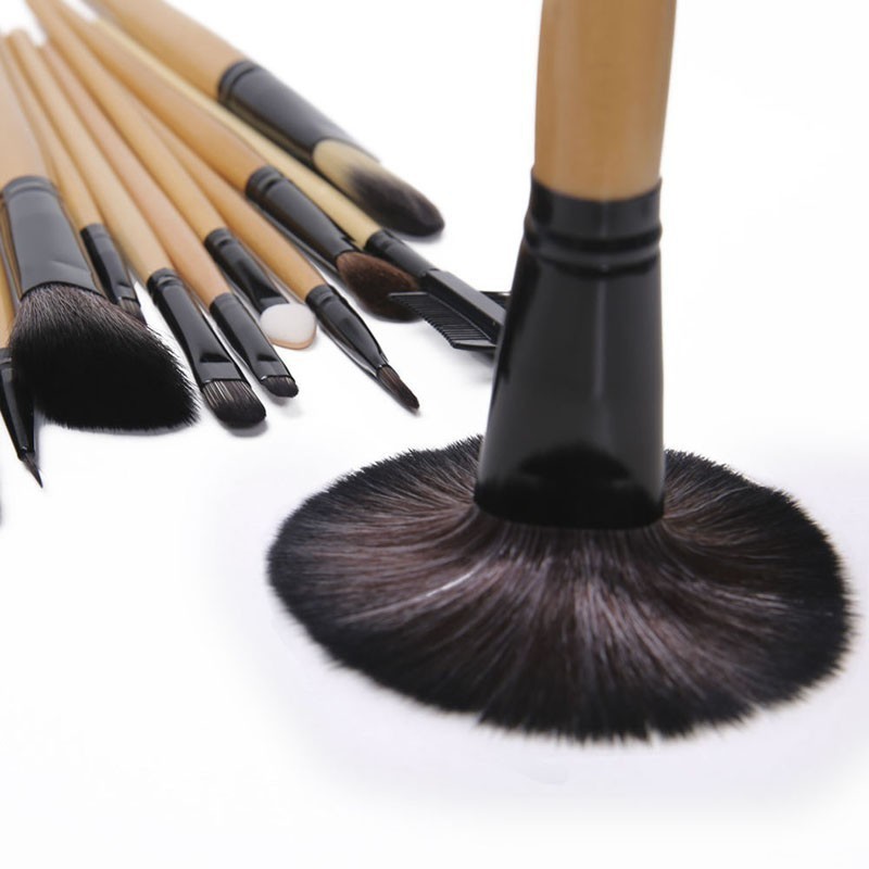 Gift Bag Of 24 pcs Makeup Brush Sets Professional Cosmetics Brushes Eyebrow Powder Foundation Shadows Pinceaux Make Up Tools 220623