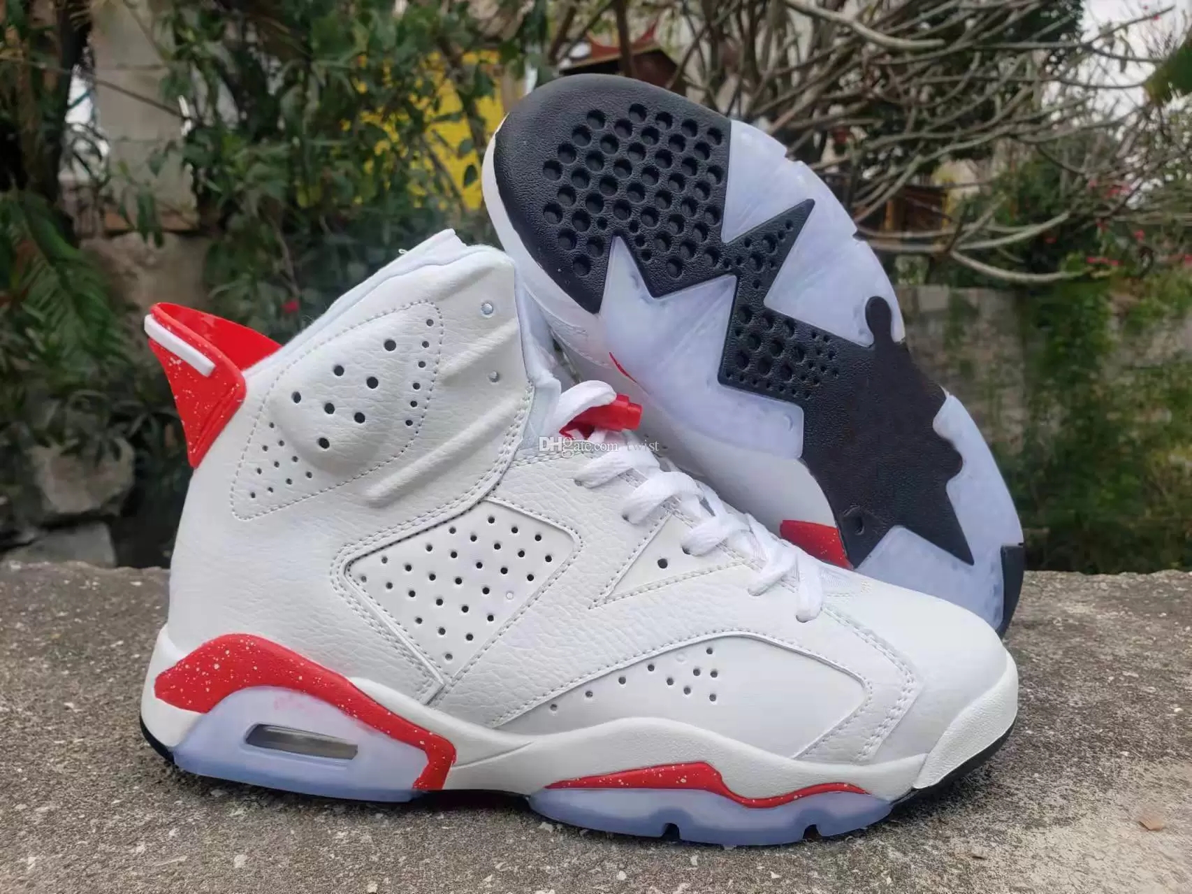 2022 High quality 6 Red Oreo Basketball Shoes Jumpman 6s UNC Home Sneakers CT8629 162 men women shoe, Defining moments
2022 High quality 6 Red Oreo Basketball Shoes Jumpman 6s UNC Home Sneakers CT8629 162 men women shoe, Defining moments