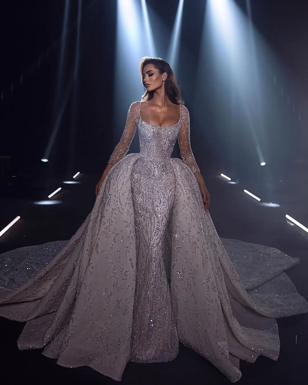 Stylish Glitter Square Collar Wedding Dresses Sequined Bridal Gown Custom Made Crystals With Overskirt Illusion Robes De Mariee 0219