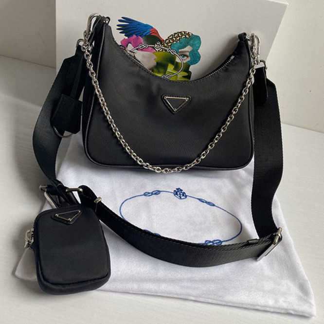 No Box. Handbags Women Luxury Designers bag with letters canvas shoulder handbag lady Tote chains handbags messenger bags 3 Pieces Coin PUS8, Black
No Box. Handbags Women Luxury Designers bag with letters canvas shoulder handbag lady Tote chains handbags messenger bags 3 Pieces Coin PUS8, Black
