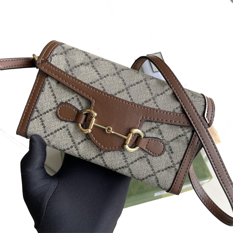 Womens Plaid Sheepskin Bags designers Wallet Interwoven Chain Totes High Quality Ladies Series Thread Shoulder Clutch Flap Handbags Purse bucket luxurious bag, Black
Womens Plaid Sheepskin Bags designers Wallet Interwoven Chain Totes High Quality Ladies Series Thread Shoulder Clutch Flap Handbags Purse bucket luxurious bag, Black