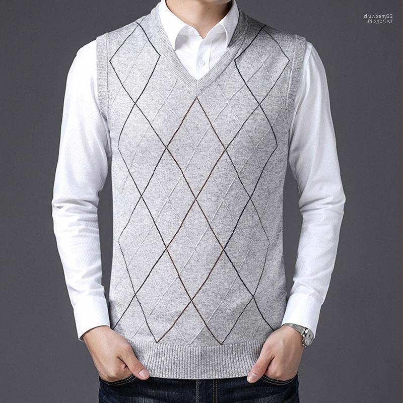 Men's Vests 4 Colors Fashion Men Argyle Sweater Vest Classic Sleeveless V Neck Slim Fit Tank Tops Knitwear Plus Size Outfits -2XL Stra22, Gray
Men's Vests 4 Colors Fashion Men Argyle Sweater Vest Classic Sleeveless V Neck Slim Fit Tank Tops Knitwear Plus Size Outfits -2XL Stra22, Gray