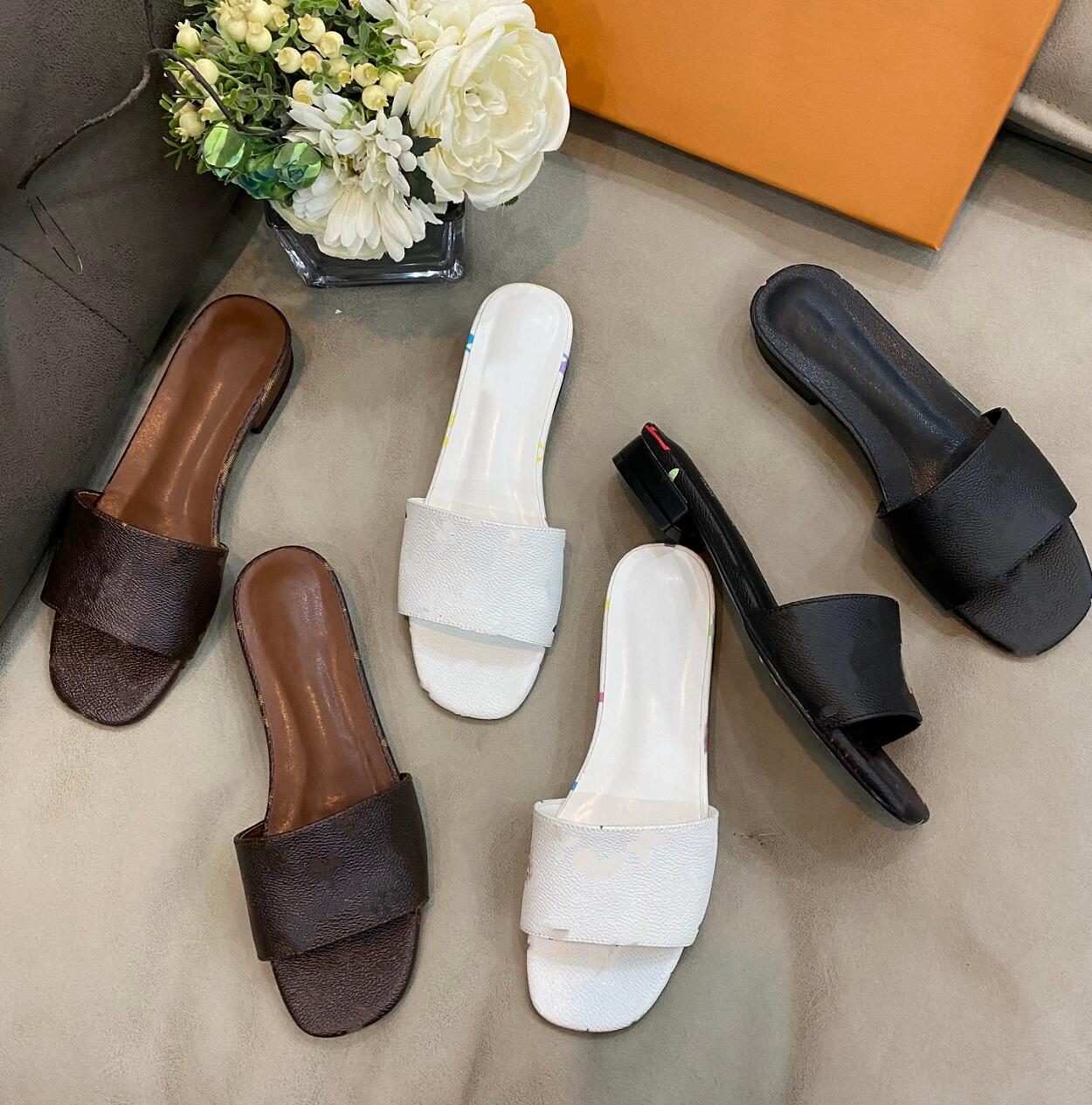 Fashion Top Quality Slipper Leather Leisure Scuffs Sandals Flat Bottom Slippers Designer Old Flower Letter Printing Sandal Women Beach Sandals, Black flower style 03
Fashion Top Quality Slipper Leather Leisure Scuffs Sandals Flat Bottom Slippers Designer Old Flower Letter Printing Sandal Women Beach Sandals, Black flower style 03