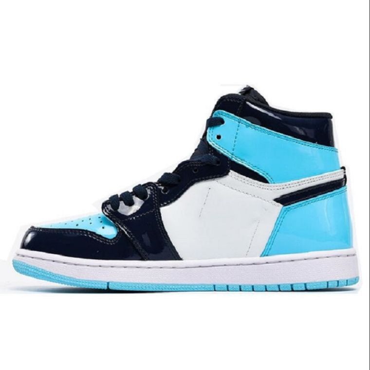 Original 1 High OG Bred Toe Chicago shoes Banned Fearless Royal Basketball Shoes Men 1s Shattered Backboard Shadow Obsidian Sneakers Q001J
Original 1 High OG Bred Toe Chicago shoes Banned Fearless Royal Basketball Shoes Men 1s Shattered Backboard Shadow Obsidian Sneakers Q001J