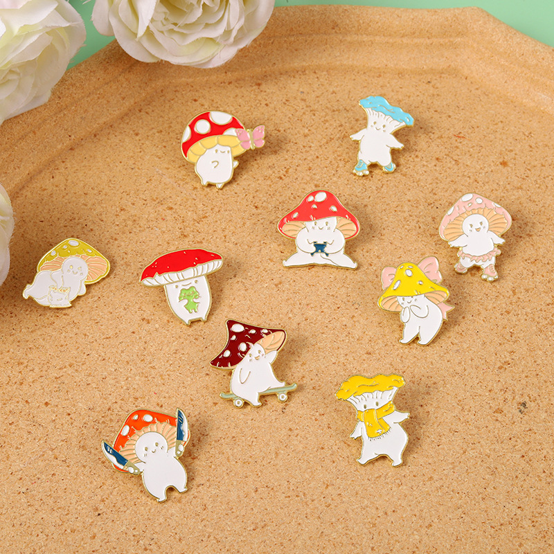 Cute Mushroom Kawaii Cartoon Brooches Pin for Women Fashion Dress Coat Shirt Demin Metal Funny Brooch Pins Badges Backpack Gift Je