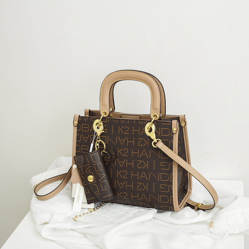 2022 Small Messenger Bag For Women Trend Letter Female Shoulder Bag Crossbody Bags Women Genuine Leather Handbag, Multi
2022 Small Messenger Bag For Women Trend Letter Female Shoulder Bag Crossbody Bags Women Genuine Leather Handbag, Multi