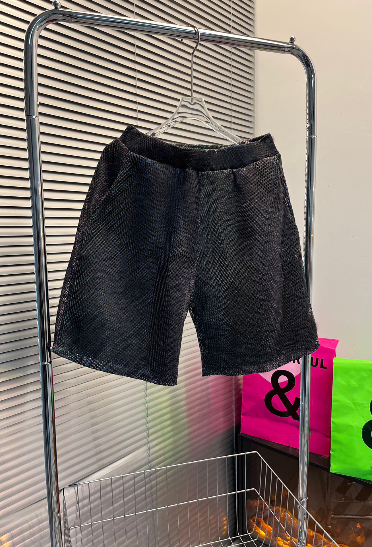 22SS Designer Letter Printed T Shirts Tee Sweatshirt Fashion High Street Short Sleeves Summer Casual T-Shirt Breathable Men Women Crew Neck Tees Dresses for Wo 30-563, White-pants
22SS Designer Letter Printed T Shirts Tee Sweatshirt Fashion High Street Short Sleeves Summer Casual T-Shirt Breathable Men Women Crew Neck Tees Dresses for Wo 30-563, White-pants