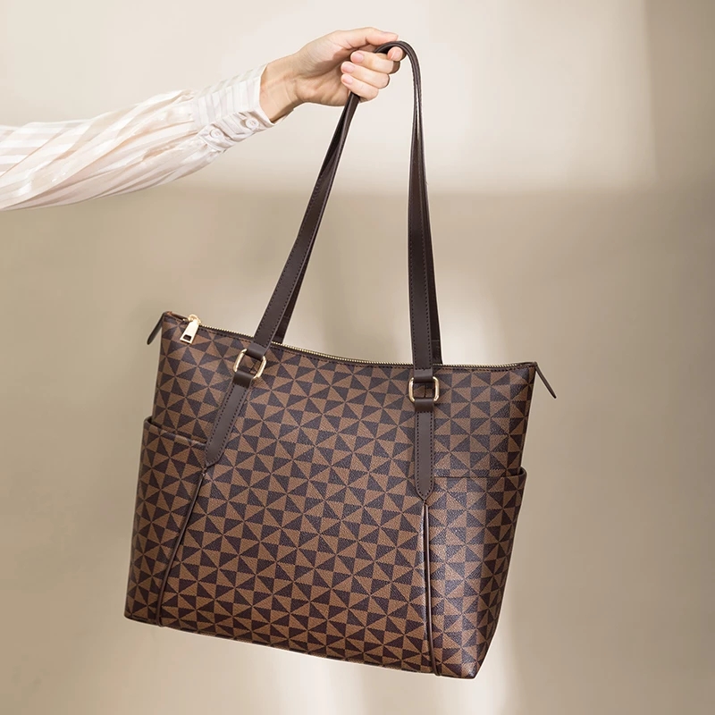 New Shoulder Tote Bags for Women Top Leather Brand Luxury Designer Large Shopper Shopping Fashion Plaid Travel Handbags, Coffee
New Shoulder Tote Bags for Women Top Leather Brand Luxury Designer Large Shopper Shopping Fashion Plaid Travel Handbags, Coffee