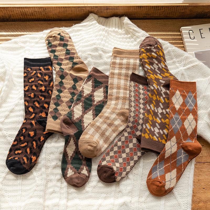 Socks & Hosiery Women Autumn Fashion Lattice Cotton Preppy Style Happy Casual Deodorant Female High Quality FashionSocks
Socks & Hosiery Women Autumn Fashion Lattice Cotton Preppy Style Happy Casual Deodorant Female High Quality FashionSocks