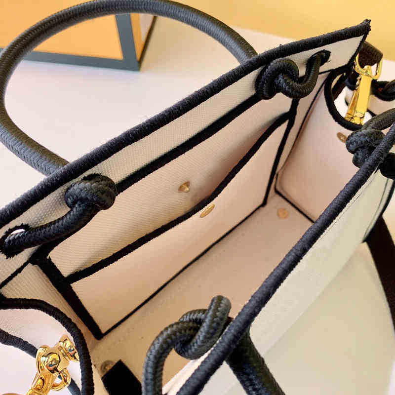 Luxury Graffiti Totes Bags Women fende Designer Anniversary Handbags Classic High Quality Shoulder Bags Leather Crossbody Bag Purses 14QS, No bags
Luxury Graffiti Totes Bags Women fende Designer Anniversary Handbags Classic High Quality Shoulder Bags Leather Crossbody Bag Purses 14QS, No bags