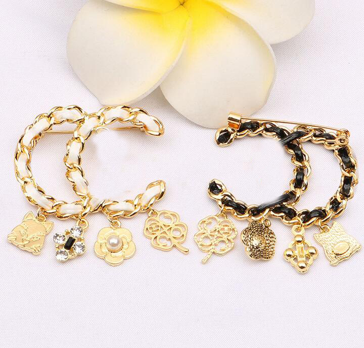 Wholesale 20colors Luxury Brand Designer Brooches Fashion Famous Double Letter Pins Tassel Brooch Rhinestone Suit Pin Jewelry Accessories
Wholesale 20colors Luxury Brand Designer Brooches Fashion Famous Double Letter Pins Tassel Brooch Rhinestone Suit Pin Jewelry Accessories