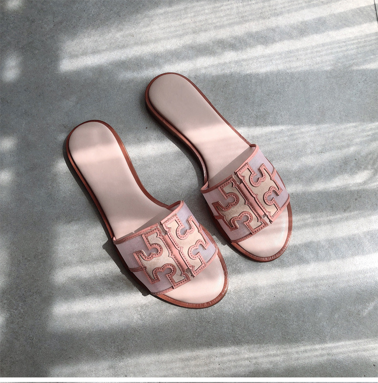 2022 new summer Korean version all-match net yarn trawling net red flat slippers women's sandals, Black
2022 new summer Korean version all-match net yarn trawling net red flat slippers women's sandals, Black