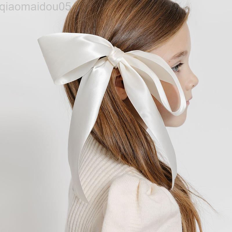 New White Oversized Satin Bow Hair Clips Elegant Gir Women Wedding Pearl Pendant Hairgrip Large Ribbon Hair Clip Hair Accessories L220729, Wine red
New White Oversized Satin Bow Hair Clips Elegant Gir Women Wedding Pearl Pendant Hairgrip Large Ribbon Hair Clip Hair Accessories L220729, Wine red