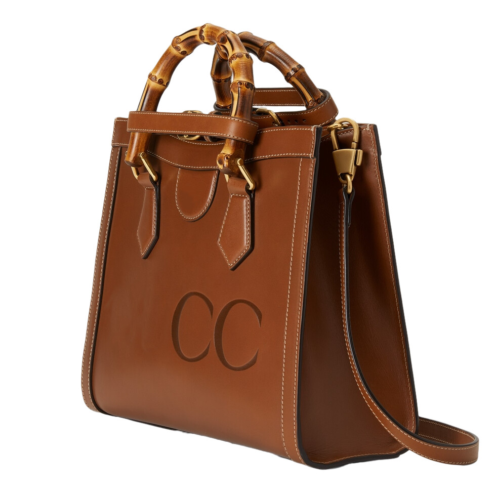 Fashionable Totes Bag 2022 - Large Capacity Shoulder Handbag with Designer Lettering, Coin Purse and Crossbody Strap for Women, Box
Fashionable Totes Bag 2022 - Large Capacity Shoulder Handbag with Designer Lettering, Coin Purse and Crossbody Strap for Women, Box