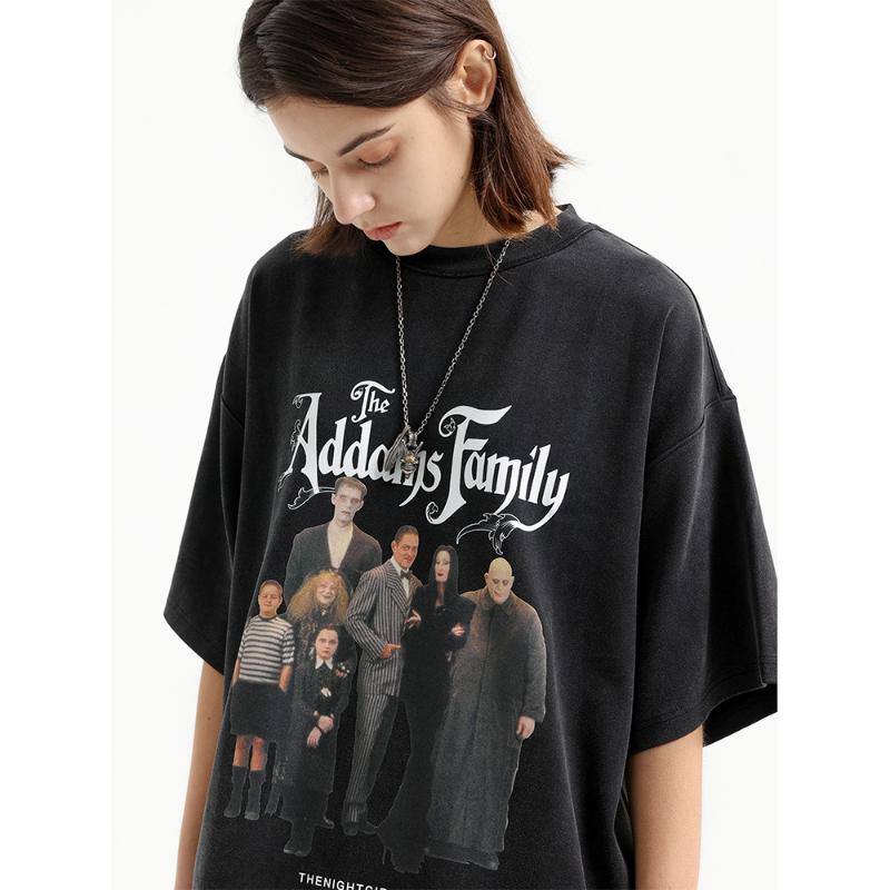 Women' T-Shirt American Fashion TV Show The Addams Famliy Printing Vintage Style Black Oversize T Shirts Unisex Short Sleeve Loose Cotton T
Women' T-Shirt American Fashion TV Show The Addams Famliy Printing Vintage Style Black Oversize T Shirts Unisex Short Sleeve Loose Cotton T