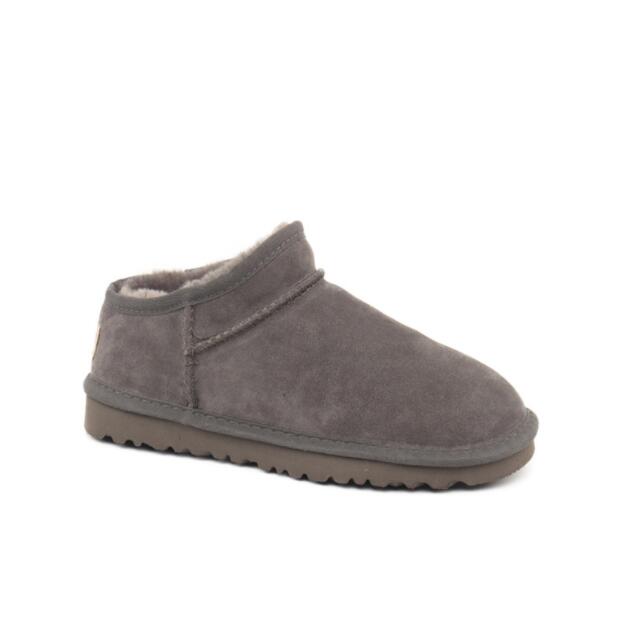 Aus u women ultra mini snow boots slipper man sluggard Soft comfortable Sheepskin keep warm plush boots with card dustbag nice gifts 5851G, Dark chestnut
Aus u women ultra mini snow boots slipper man sluggard Soft comfortable Sheepskin keep warm plush boots with card dustbag nice gifts 5851G, Dark chestnut