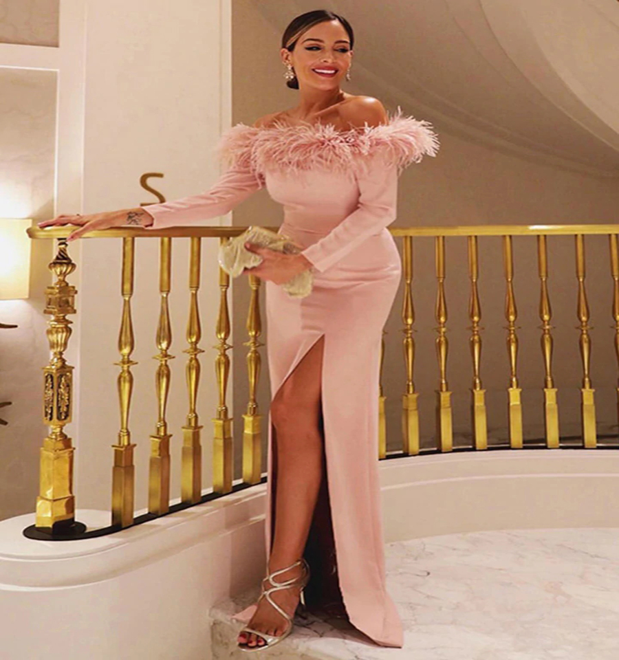 Plus Size Pink Mermaid Prom Dress With Feather Elegant Long Sleeve Arabic Evening Dress 2022 Slit Satin Night Dinner Sexy Formal Party Wear Vestidos D