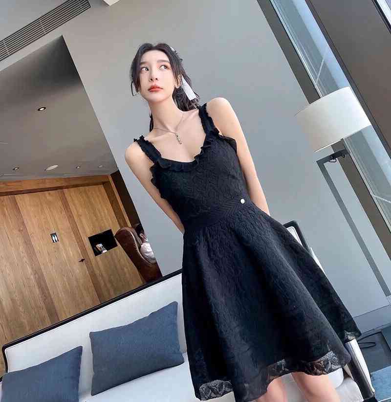 French style celebrity style skirt summer novelty flounced hemline loose waist slim suspender dress, Black
French style celebrity style skirt summer novelty flounced hemline loose waist slim suspender dress, Black