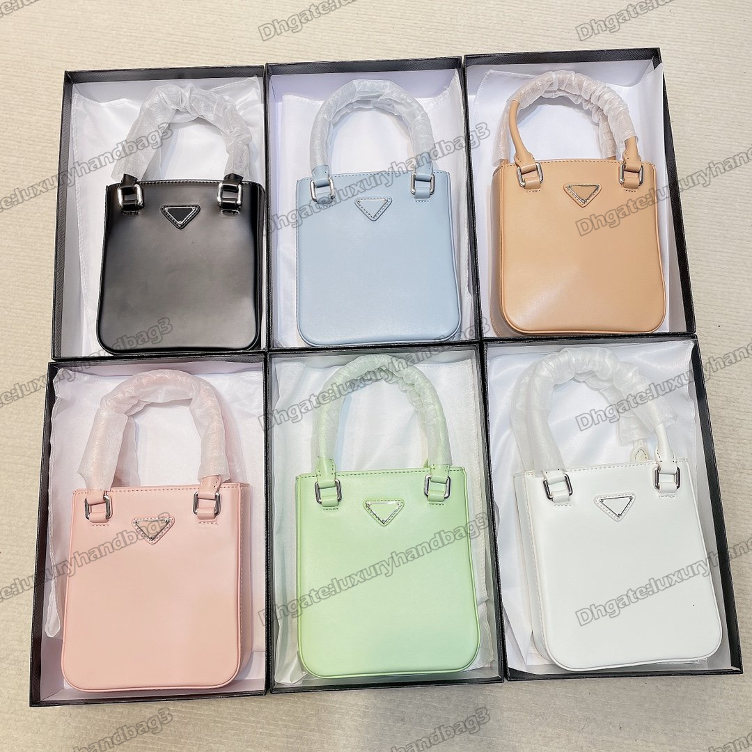 Mini Cleo Shoulder Bags Triangle Logo Women Designers Luxurys Tote Bag Classic Hobo Bags Fashion Lady Purses Handbag
Mini Cleo Shoulder Bags Triangle Logo Women Designers Luxurys Tote Bag Classic Hobo Bags Fashion Lady Purses Handbag