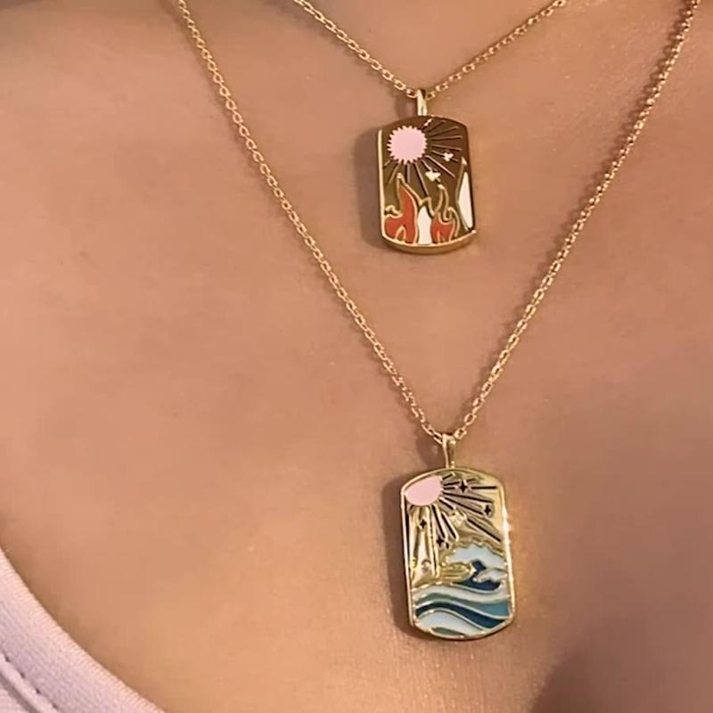 Pendant Necklaces Ins Vintage Four Necklace Gold-plated Drop Oil Water Fire For Women Girls Fashion Jewelry GiftPendantPendant
Pendant Necklaces Ins Vintage Four Necklace Gold-plated Drop Oil Water Fire For Women Girls Fashion Jewelry GiftPendantPendant