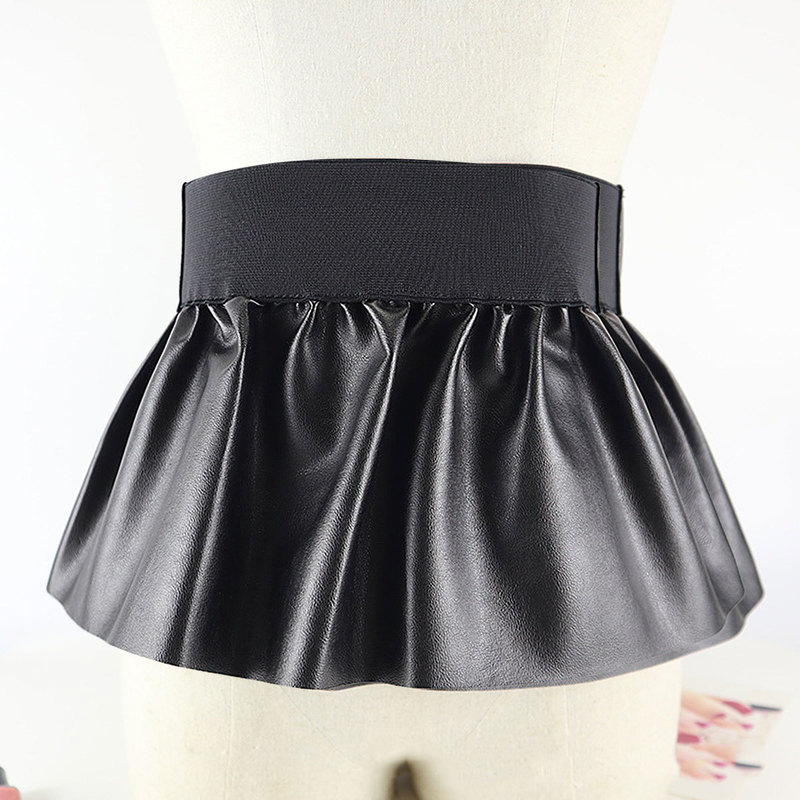 Womens Sexy Mini Skirts Ladies Femem Faux Leather Pleated Side Split Embellished Studded Skirt for Evening Parties Clubwear 220322