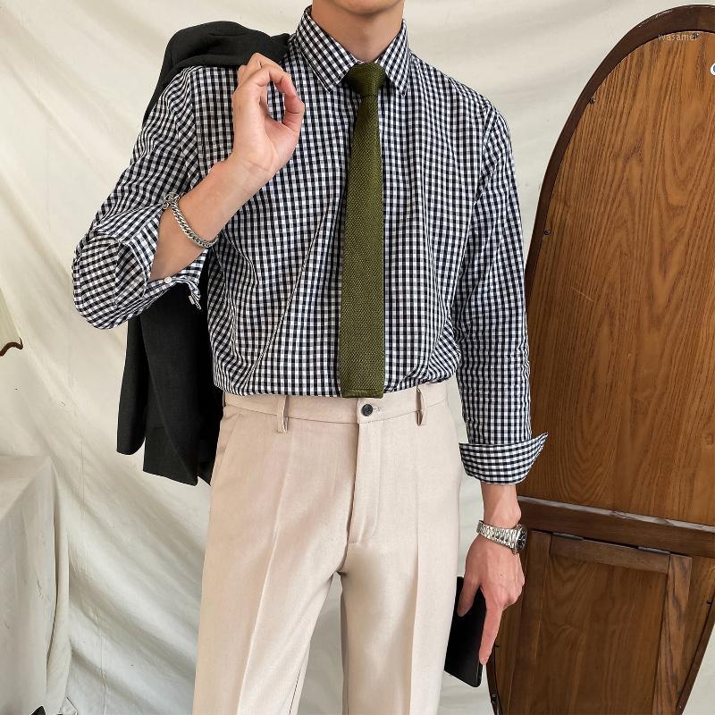 Men' Casual Shirts 2022 Spring Men British Plaid Male Social Slim Fit Long-sleeved Business Formal Wear Blouses O261, Black
Men' Casual Shirts 2022 Spring Men British Plaid Male Social Slim Fit Long-sleeved Business Formal Wear Blouses O261, Black