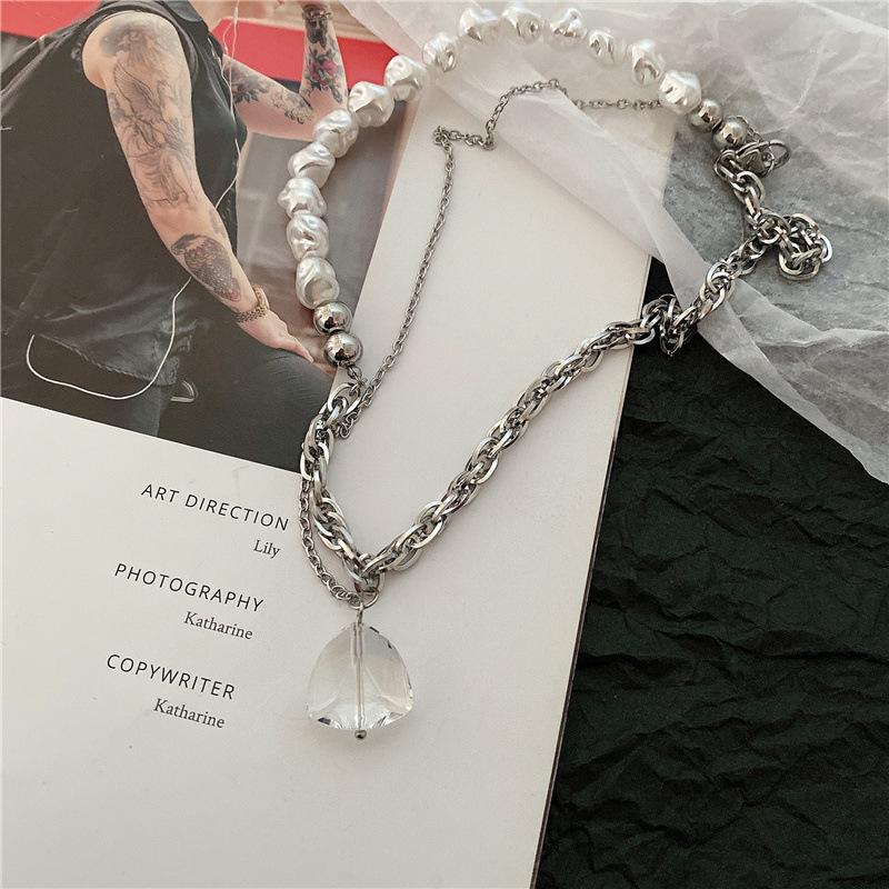 Pendant Necklaces Chic Asymmetric Beaded Pearls Necklace For Women Chunky Chain Transparent Crystal Chokers AccessoriesPendant
Pendant Necklaces Chic Asymmetric Beaded Pearls Necklace For Women Chunky Chain Transparent Crystal Chokers AccessoriesPendant