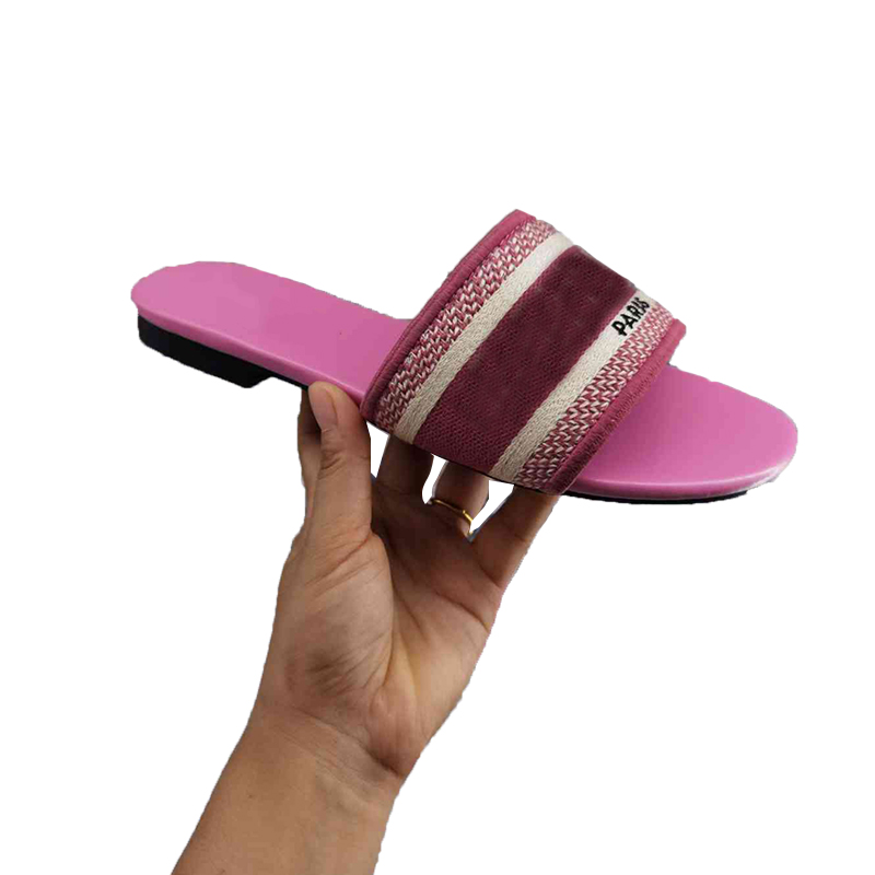 Slippers Women Fashion Slides Shoes Platform Sandal Designer Sandals Woman Embroider Letter Flat Heel Real Leather Sliders Beach Causle Sandales, Wear sticker
Slippers Women Fashion Slides Shoes Platform Sandal Designer Sandals Woman Embroider Letter Flat Heel Real Leather Sliders Beach Causle Sandales, Wear sticker