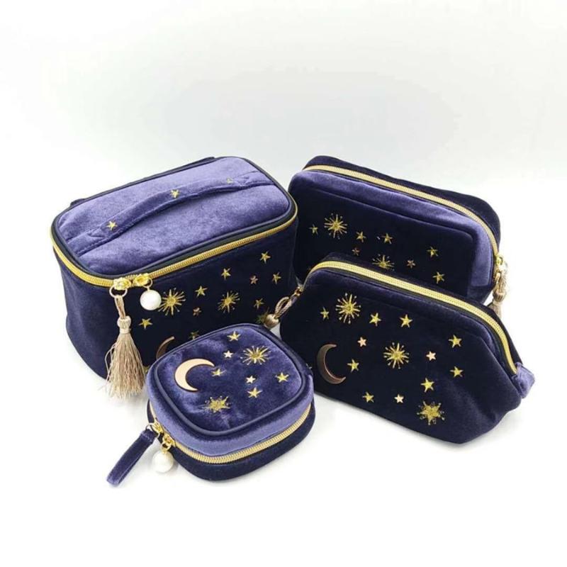 Cosmetic Bags & Cases Kawaii Velvet Embroidery Bag Travel Organizer Women Makeup Zipper Make Up Pouch With Moon Star Tassel DecoCosmetic, 10.5x10.5x5cm
Cosmetic Bags & Cases Kawaii Velvet Embroidery Bag Travel Organizer Women Makeup Zipper Make Up Pouch With Moon Star Tassel DecoCosmetic, 10.5x10.5x5cm