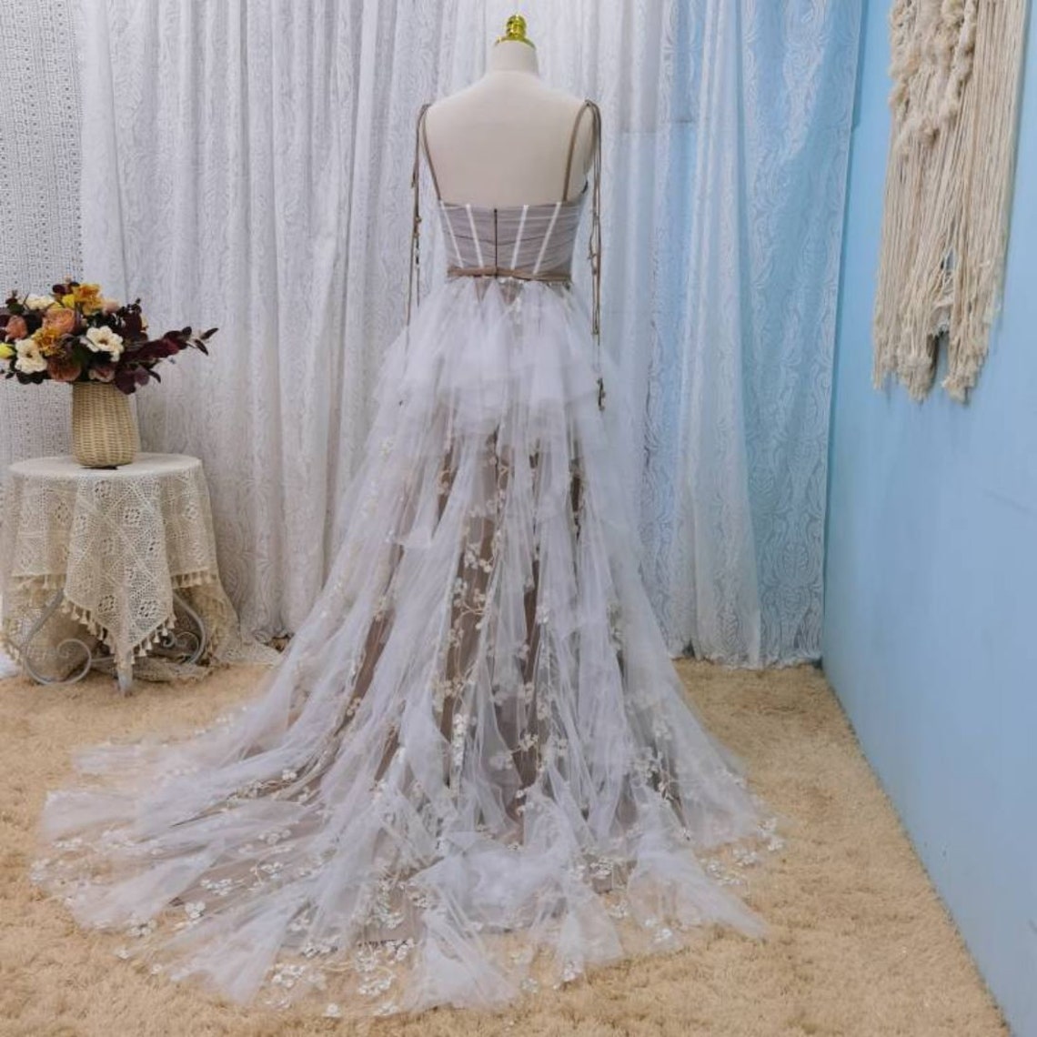 Bohemian Wedding Dresses Lace Appliqued Bridal Gowns A Line Sweep Train Tulle robe de mariee